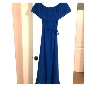 Off the shoulder maxi dress